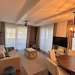 Balalove Full Panoramic View Apartmán *